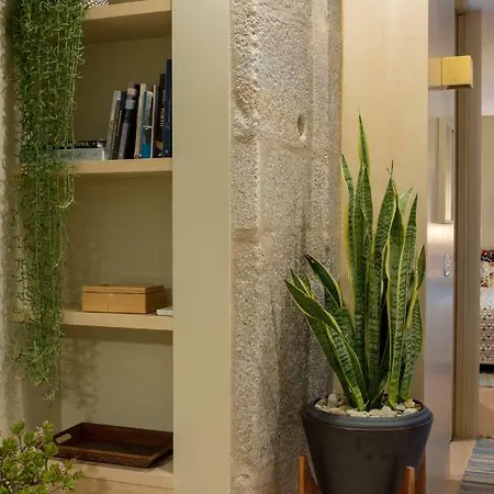 Homeintown Almada - Downtown Elegant - Terrace Ac & Wifi