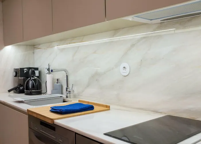 Apartment Homeintown Almada - Downtown Elegant - Terrace Ac & Wifi *