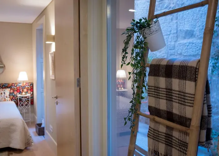 Apartman Homeintown Almada - Downtown Elegant - Terrace Ac & Wifi *