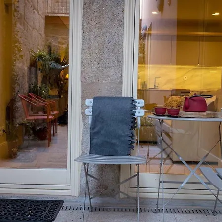 Apartment Homeintown Almada - Downtown Elegant - Terrace Ac & Wifi