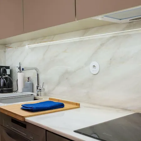 Appartement Homeintown Almada - Downtown Elegant - Terrace Ac & Wifi *