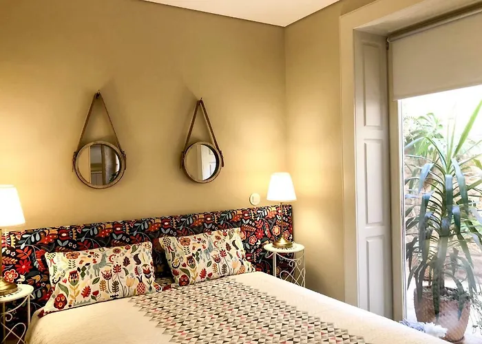 Homeintown Almada - Downtown Elegant - Terrace Ac & Wifi Apartamento