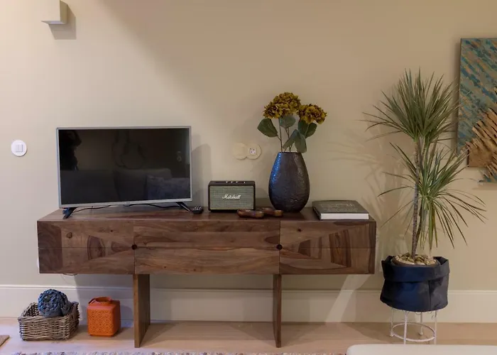 Homeintown Almada - Downtown Elegant - Terrace Ac & Wifi Apartmán Porto